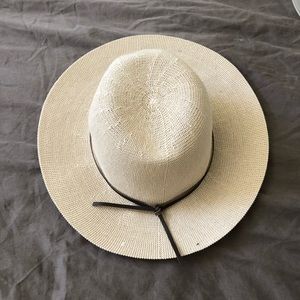 Urban Outfitters hat brand new